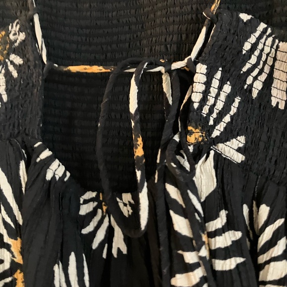 Floral Spaghetti Strap Dress - Picture 3 of 4